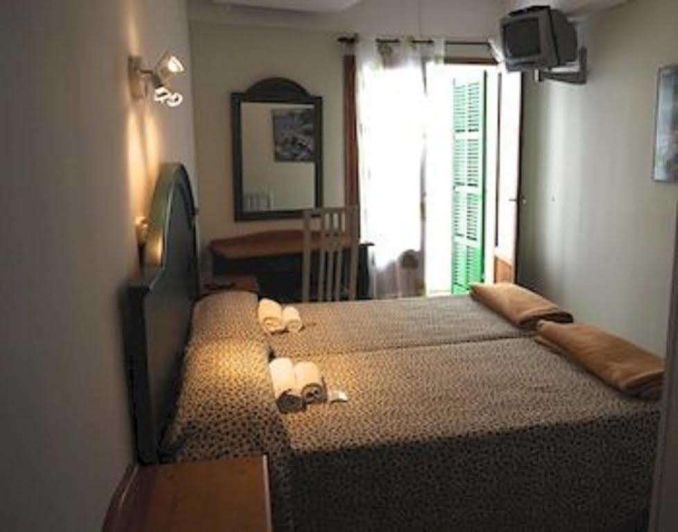 Blu Hostal Diana Port de Alcudia  Екстер'єр фото