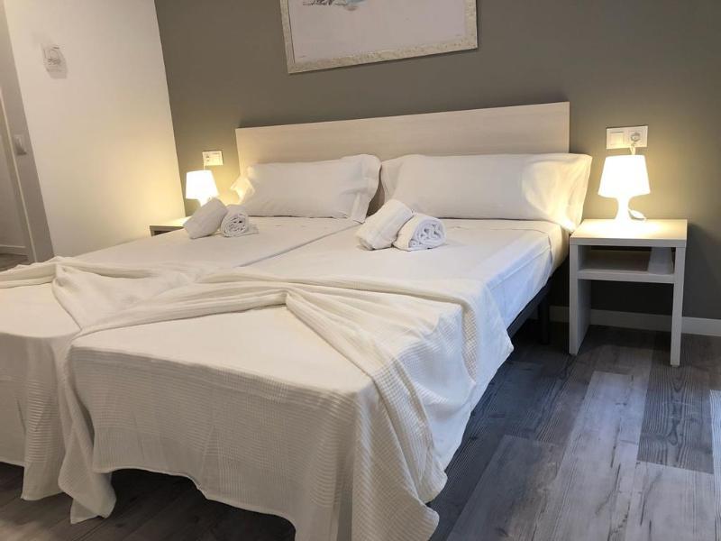 Blu Hostal Diana Port de Alcudia  Екстер'єр фото